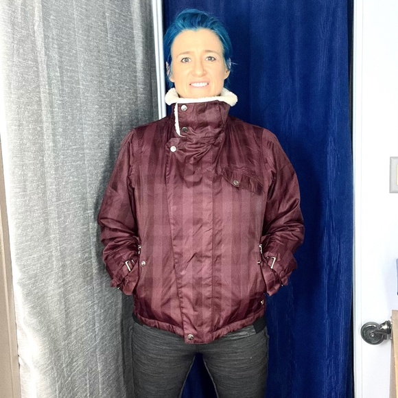 🏂|•BURTON•| Burgundy Plaid Snow Ski Snowboard Jacket Size Medium - Picture 2 of 16